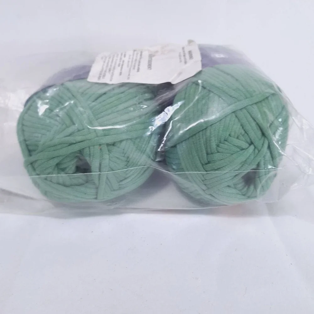 Annie's Crochet Pet Mat Kit‎ Caring Crochet Club Bulky Cotton Nylon Green 6oz